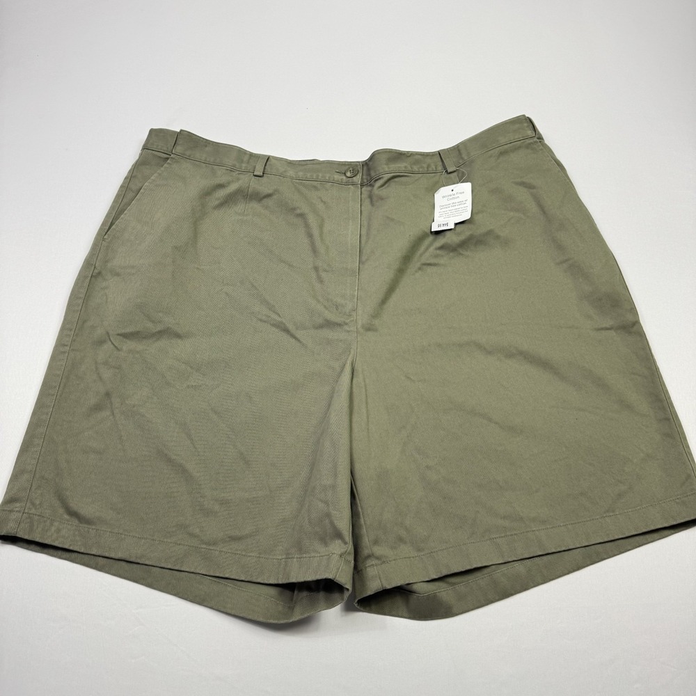 L.L. Bean NWT Wrinkle Free Bayside Chino Shorts Cotton 9" Green Men's 26 Plus